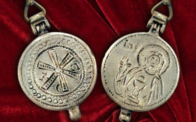Imposición de la Medalla Pro Ecclesia Hispalense a cuatro feligreses, tres de ellos hermanos de San Gonzalo