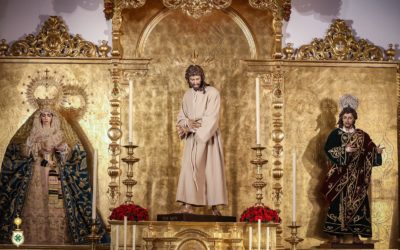 Jesús en Su Soberano Poder y San Juan, revestidos para esta Navidad
